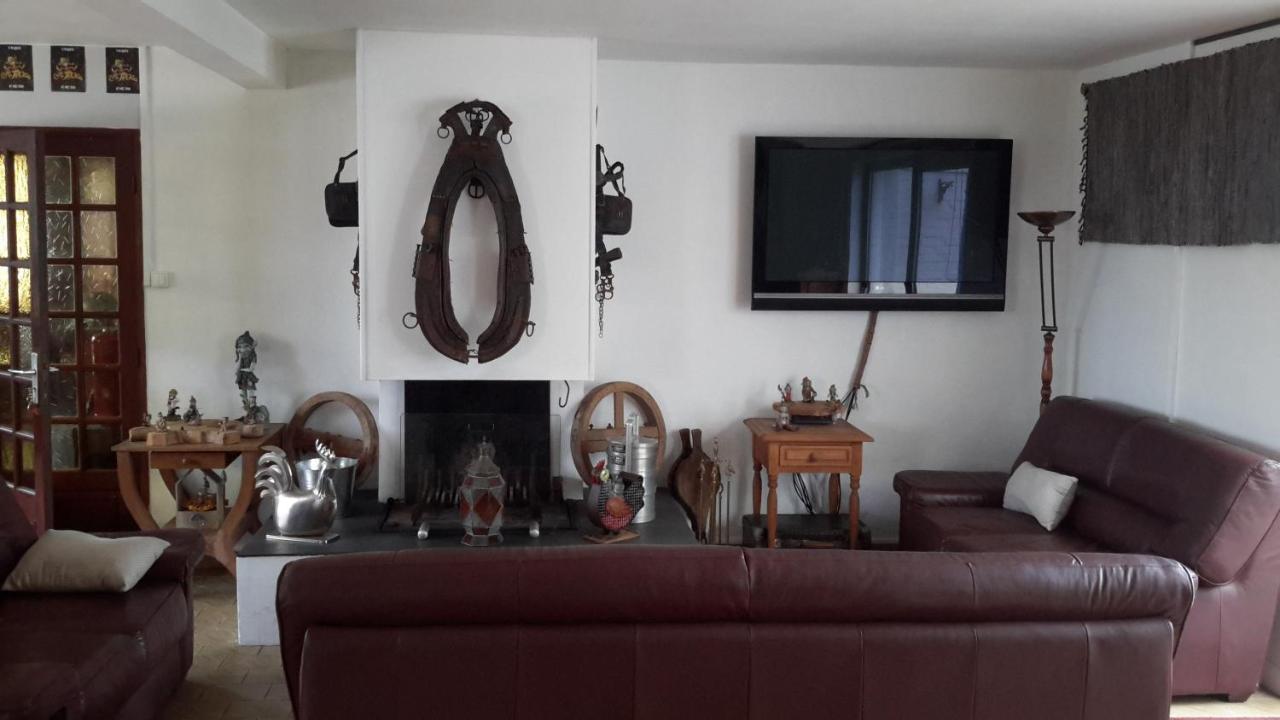 Bed & Breakfast Au Gallodrome Et Table D'hotes En Estaminet Prive *