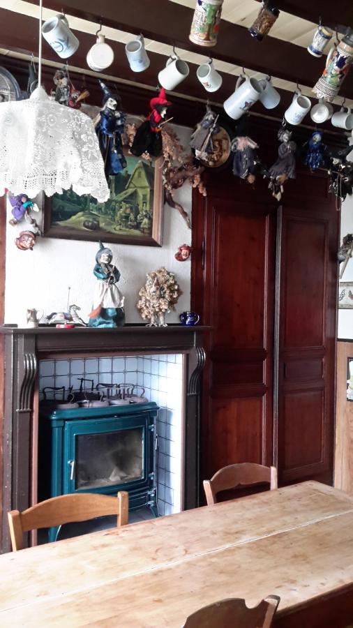 Alojamento de Acomodação e Pequeno-almoço Au Gallodrome Et Table D'hotes En Estaminet Prive *